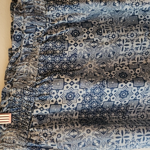 Jane and Delancey Shorts Womens Size 2X Blue Handkerchief Bandana Flowy Pockets - Picture 2 of 10